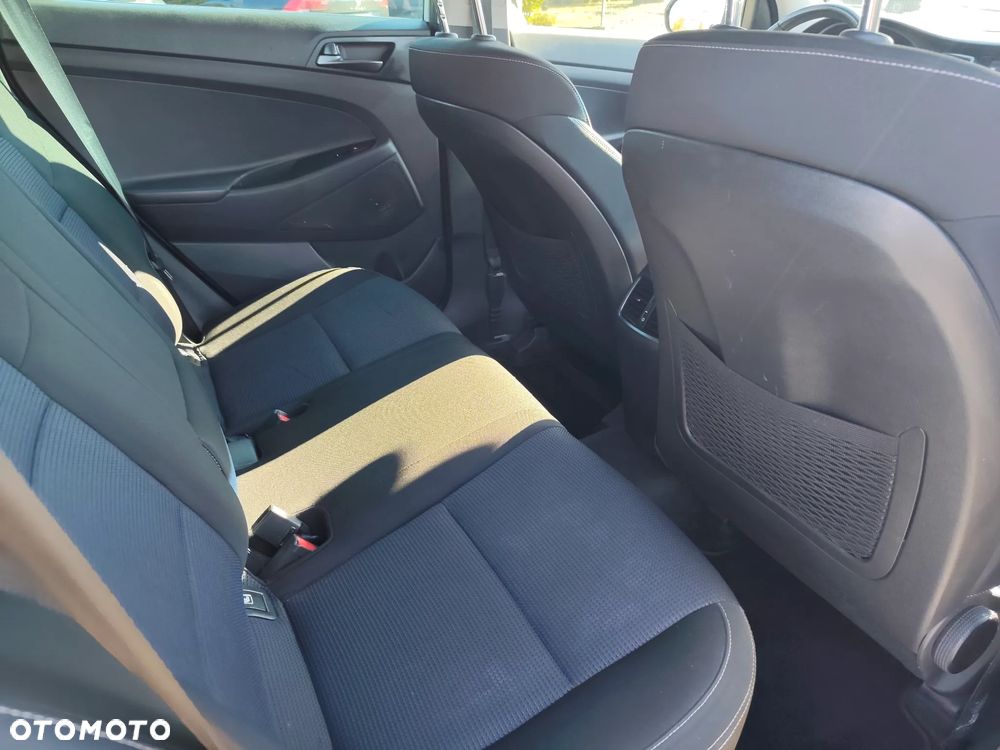 Hyundai Tucson blue 1.7 CRDi 2WD Passion Plus - 18