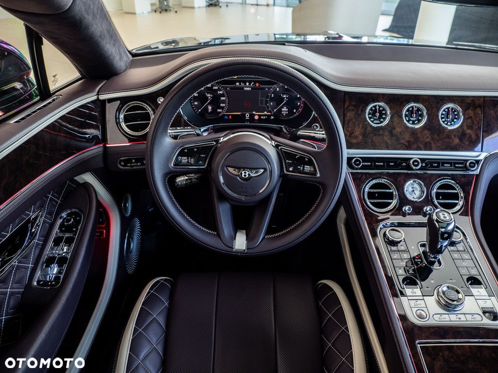 Bentley Continental GT - 15