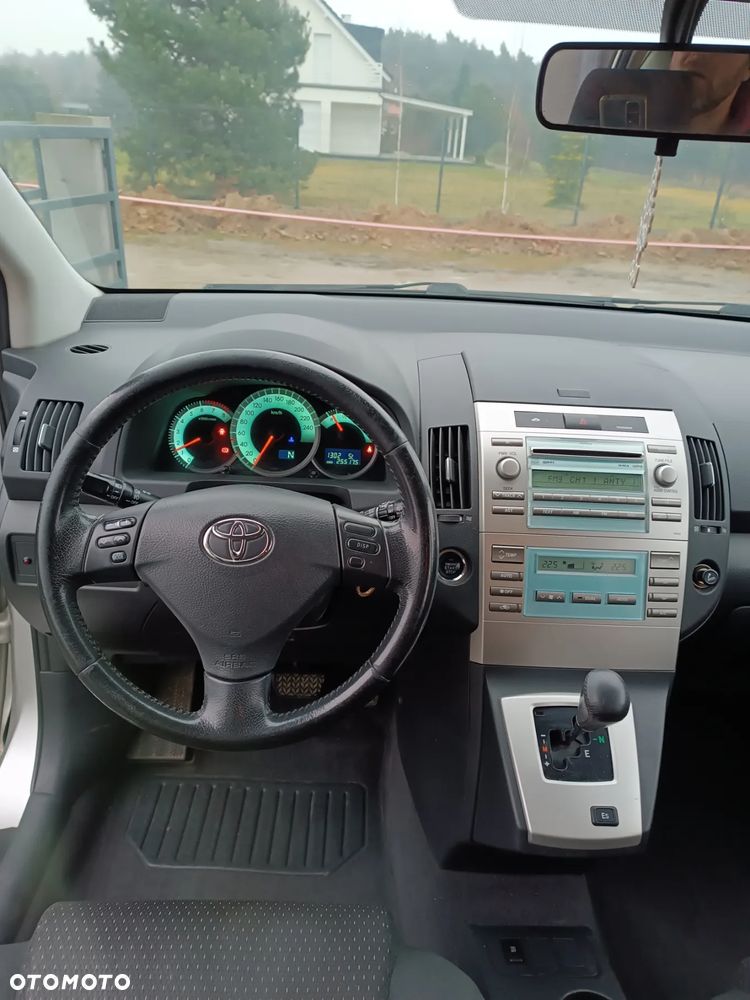 Toyota Corolla Verso 1.8 Sol 7os MM - 13