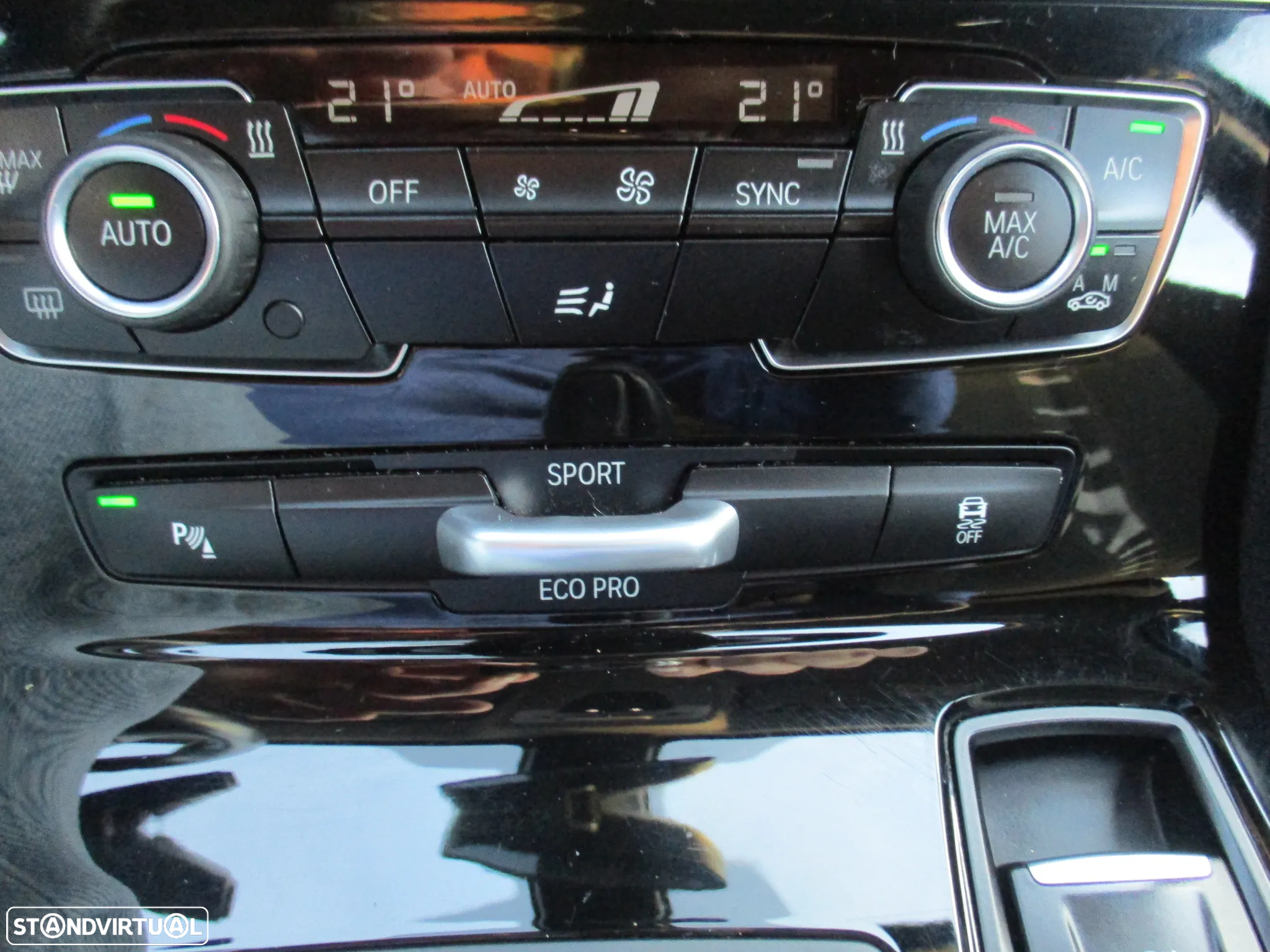 BMW 218 Active Tourer d Line Luxury Auto - 14