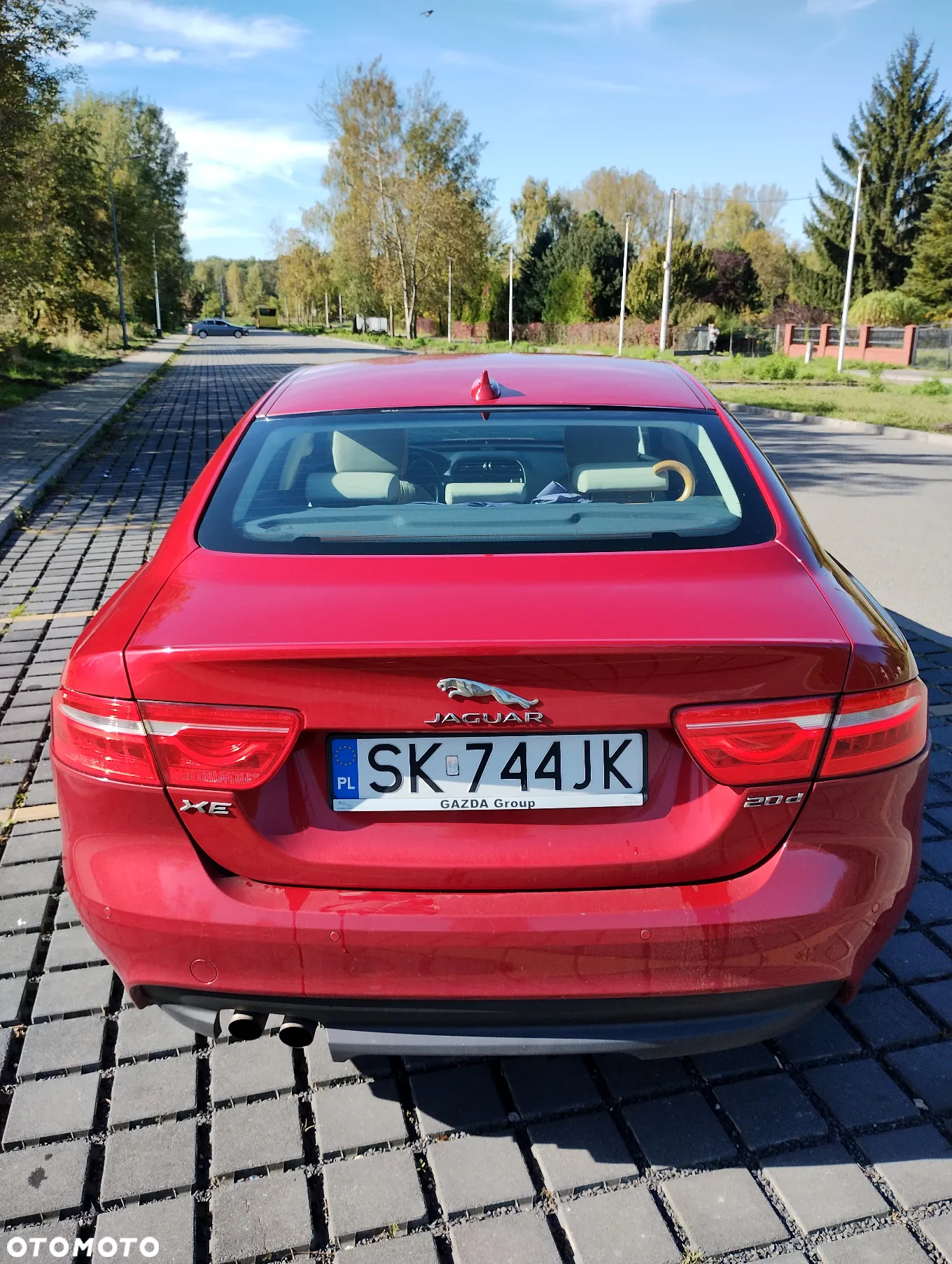 Jaguar XE 2.0 D Pure - 12