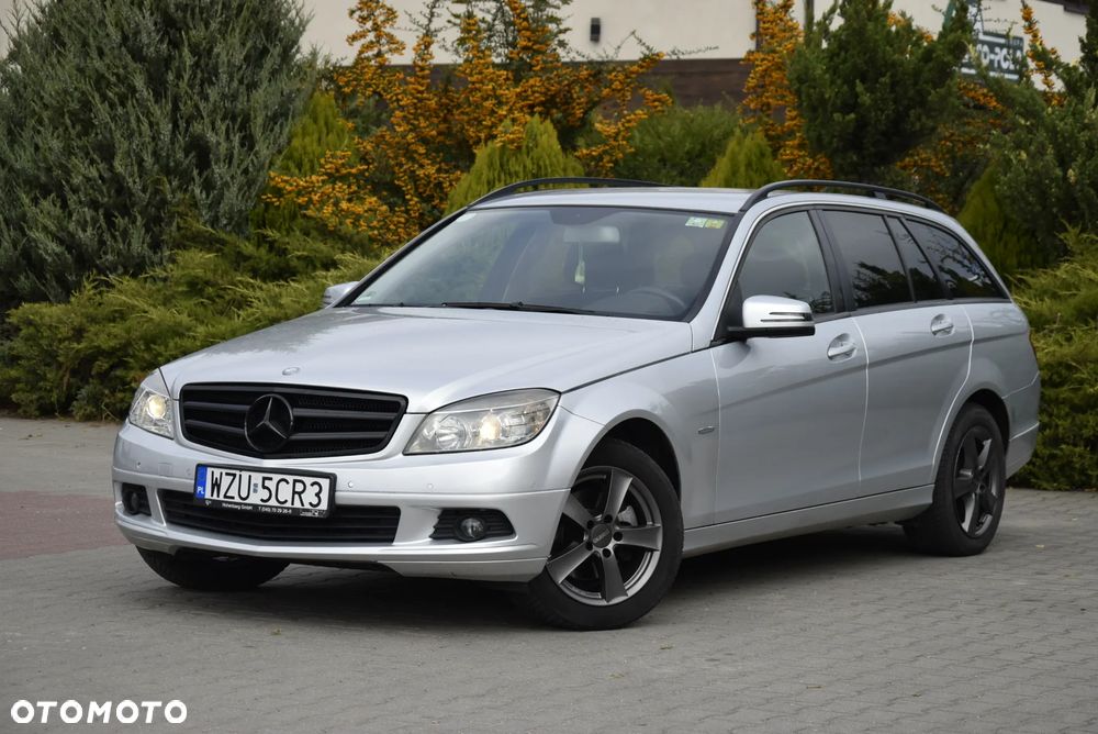 Mercedes-Benz Klasa C 180 K BlueEff Elegance - 2