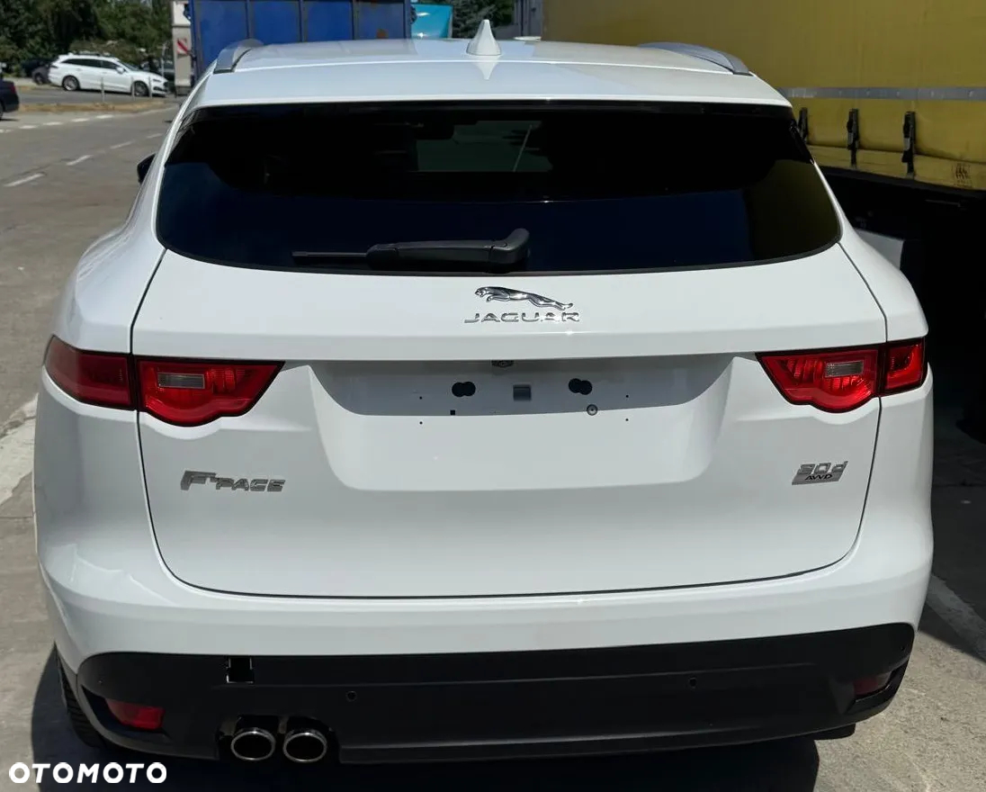 Jaguar F-Pace 2.0 i4D AWD Prestige - 6