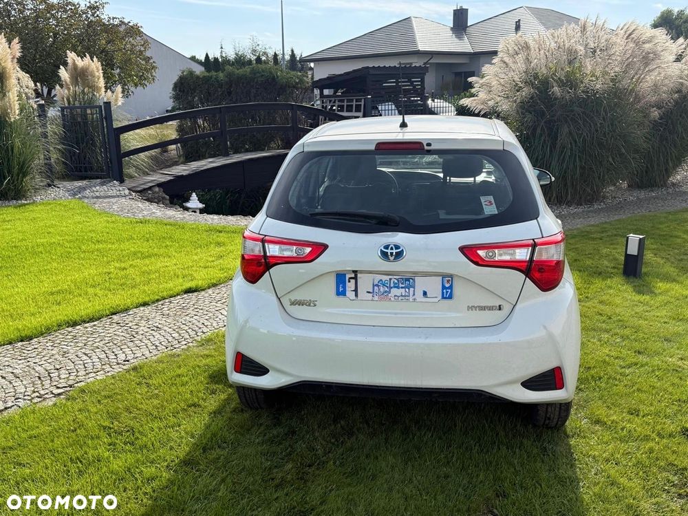 Toyota Yaris - 4