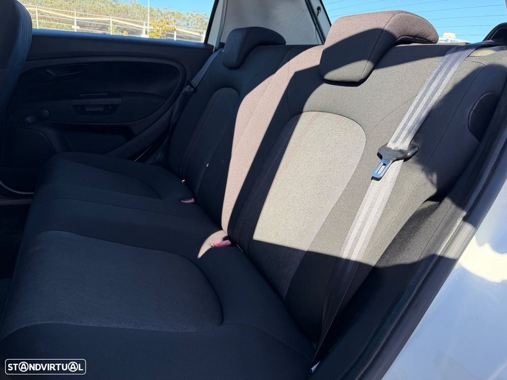 Fiat Punto 1.3 M-Jet Easy S&S - 15