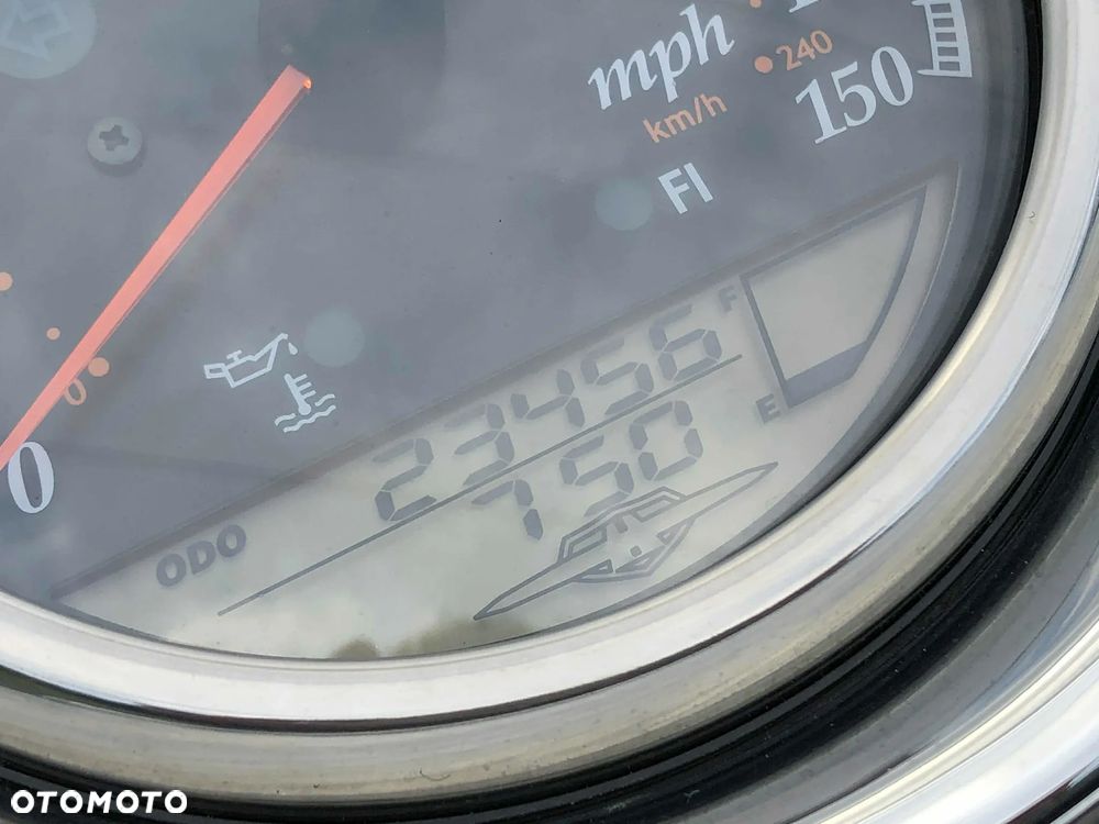 Suzuki Boulevard - 31