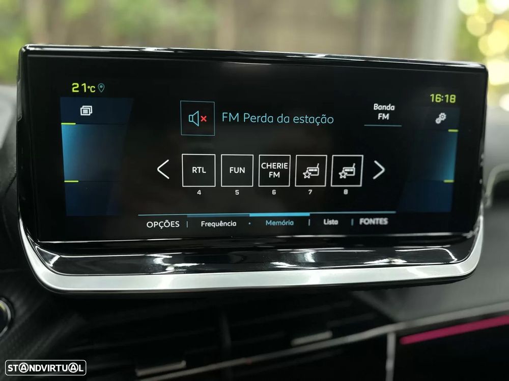 Peugeot e-2008 GT Pack - 23