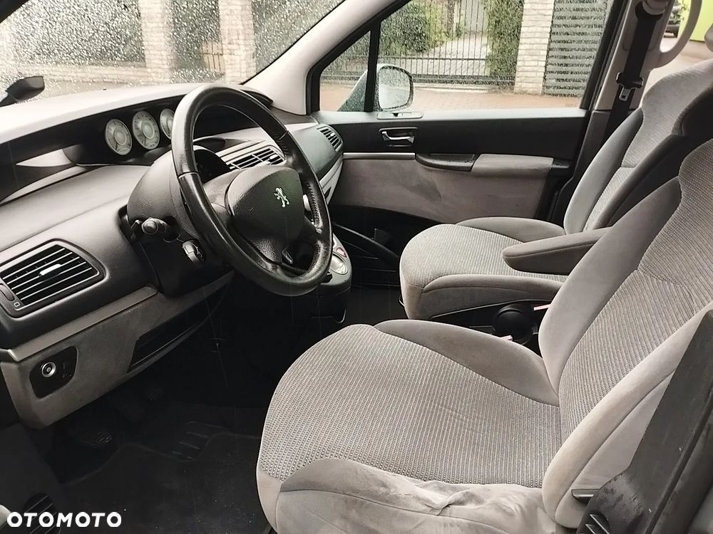 Peugeot 807 HDi 135 Premium - 7