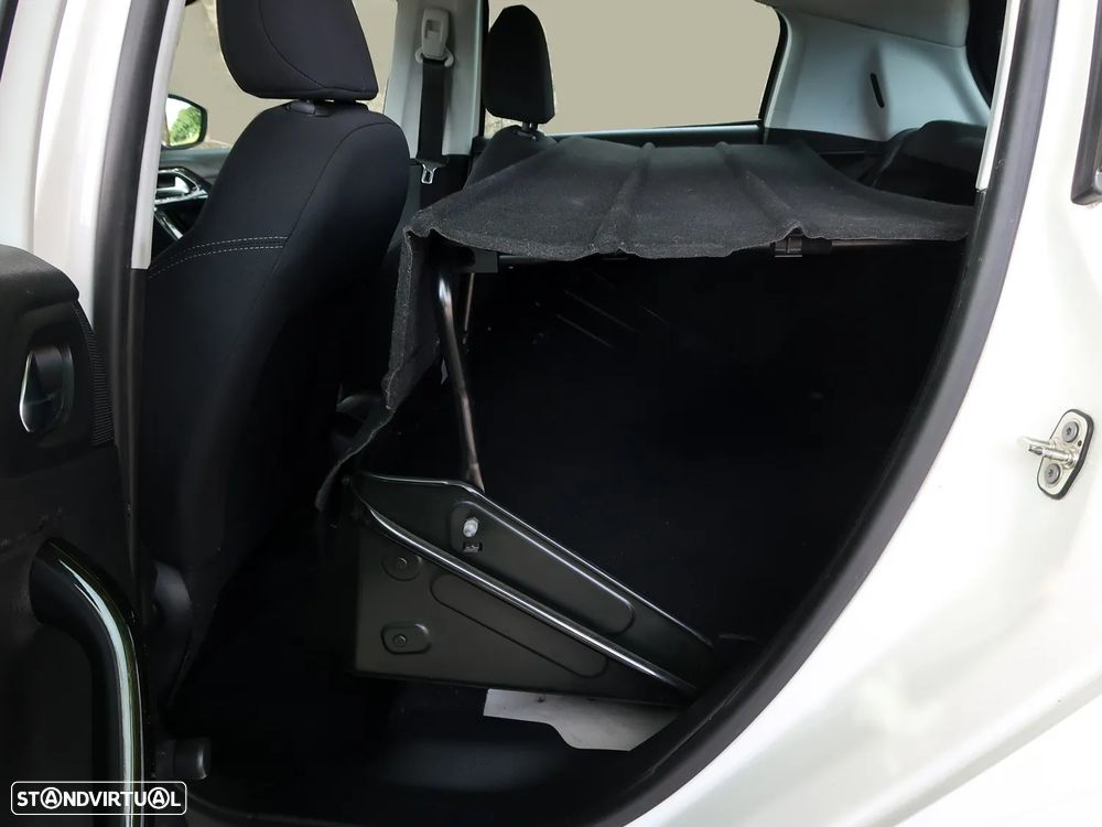 Peugeot 208 1.4 HDI Business - 13