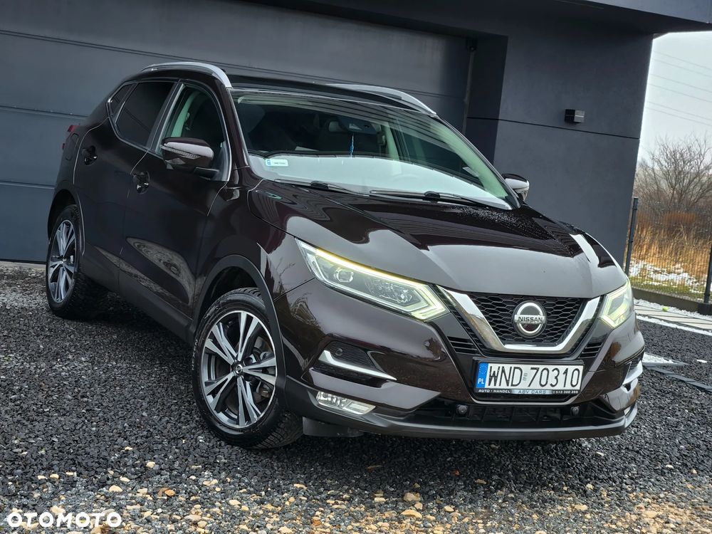 Nissan Qashqai 1.6 DCi N-Connecta EU6 - 1