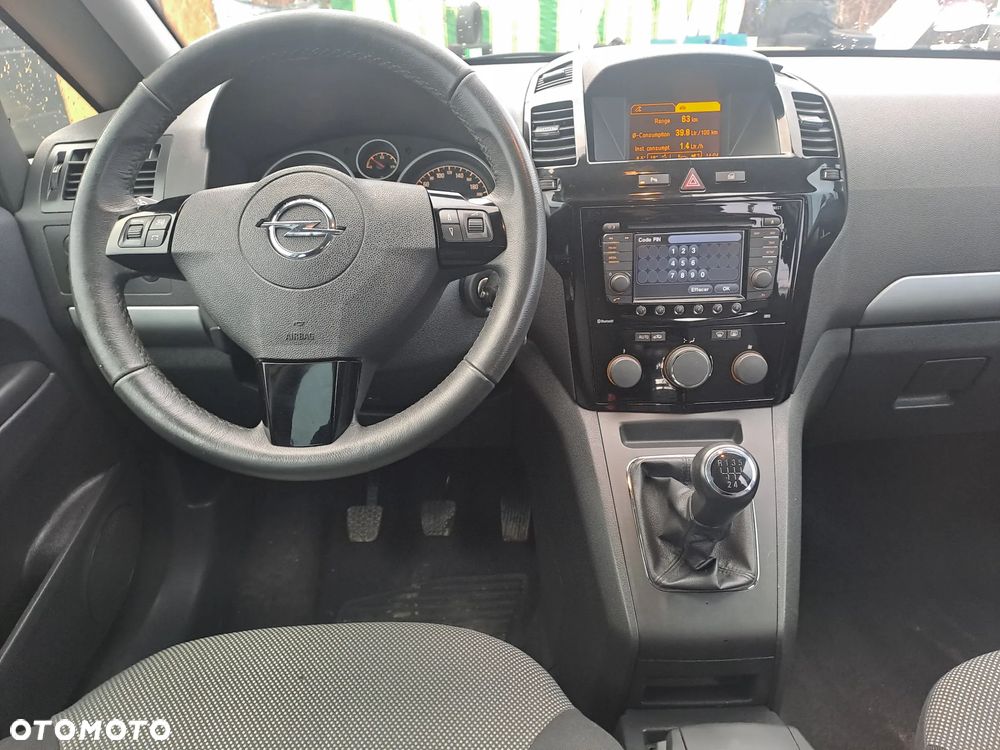 Opel Zafira 1.8 Family Plus - 9