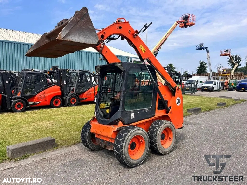 Bobcat S450 - 4