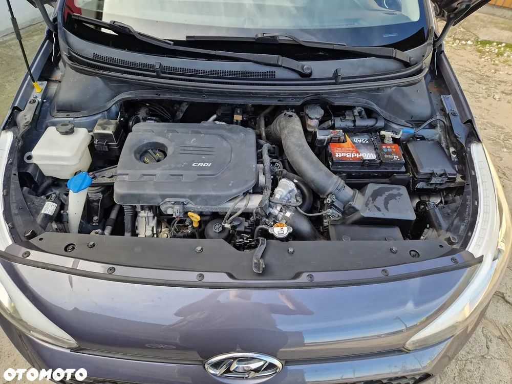 Hyundai i20 1.1 CRDi - 9