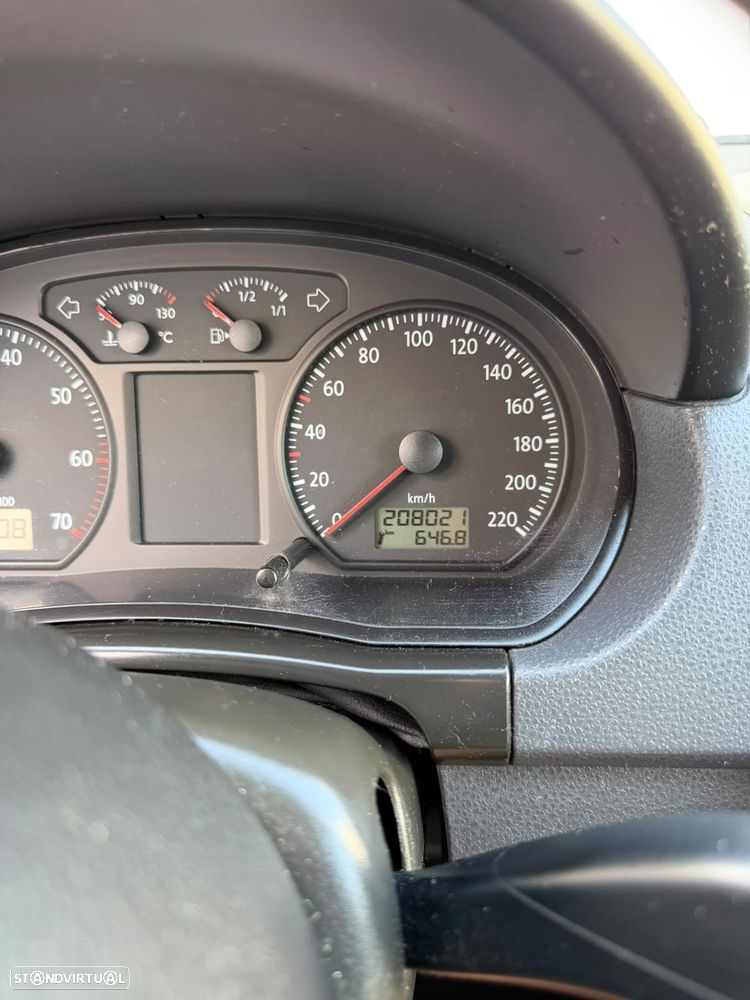 VW Polo 1.2 Live - 12
