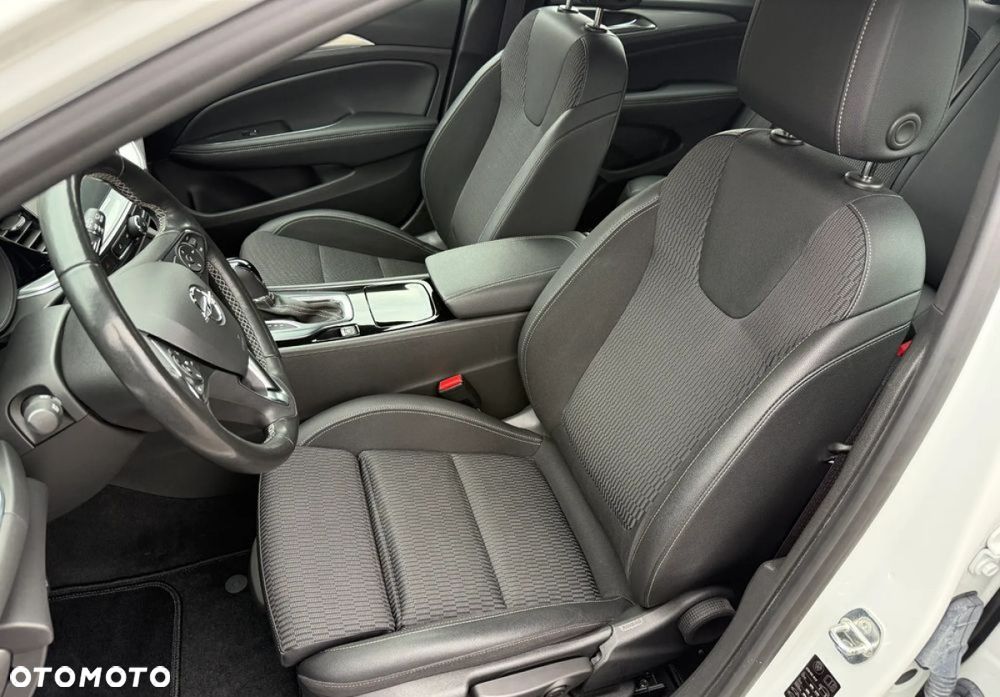 Opel Insignia 2.0 CDTI Business Elegance S&S - 24