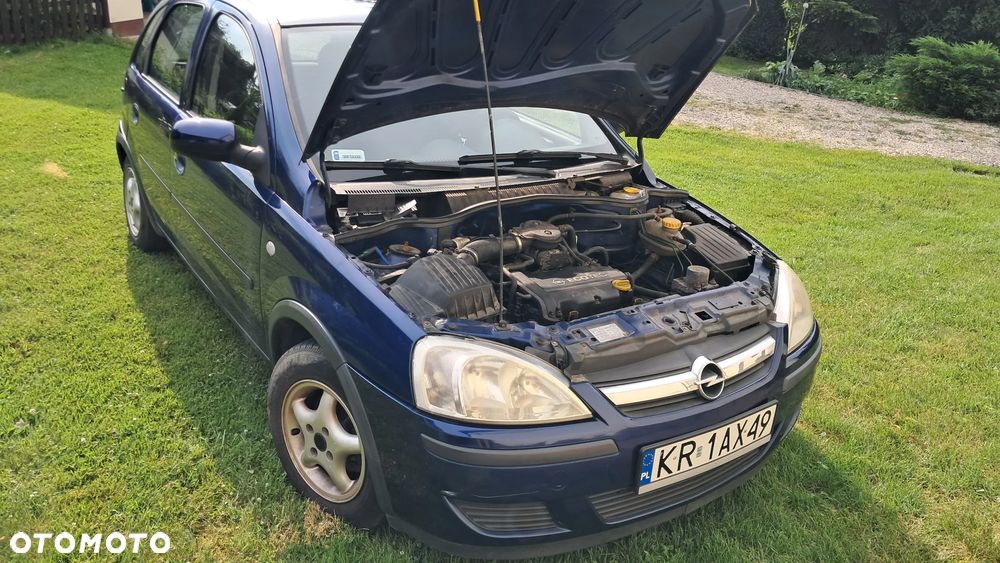 Opel Corsa 1.2 16V - 9