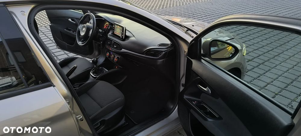Fiat Tipo 1.4 16V Sport - 34