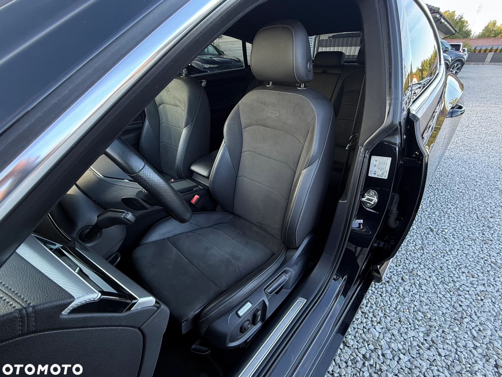 Volkswagen Arteon 2.0 TDI R-Line DSG - 28