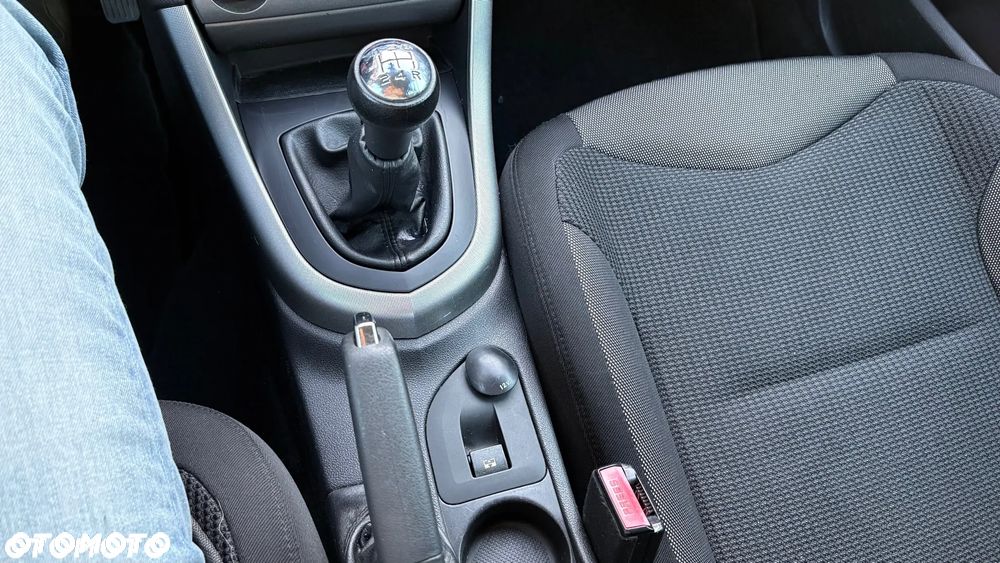 Peugeot 308 1.6 Trendy Navtech - 20