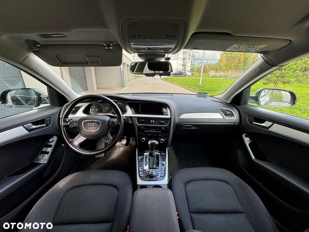 Audi A4 Avant 2.0 TDI DPF clean diesel multitronic S line Sportpaket - 12