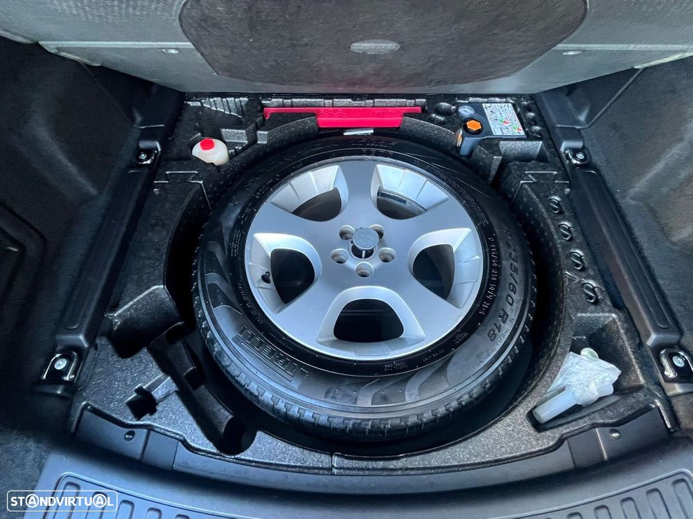 Land Rover Discovery Sport D150 HSE - 12