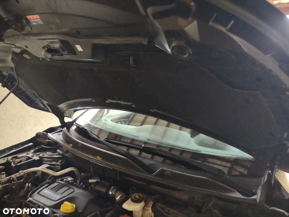 Nissan Qashqai 1.6 DCi 4x4 N-Connecta EU6 - 32