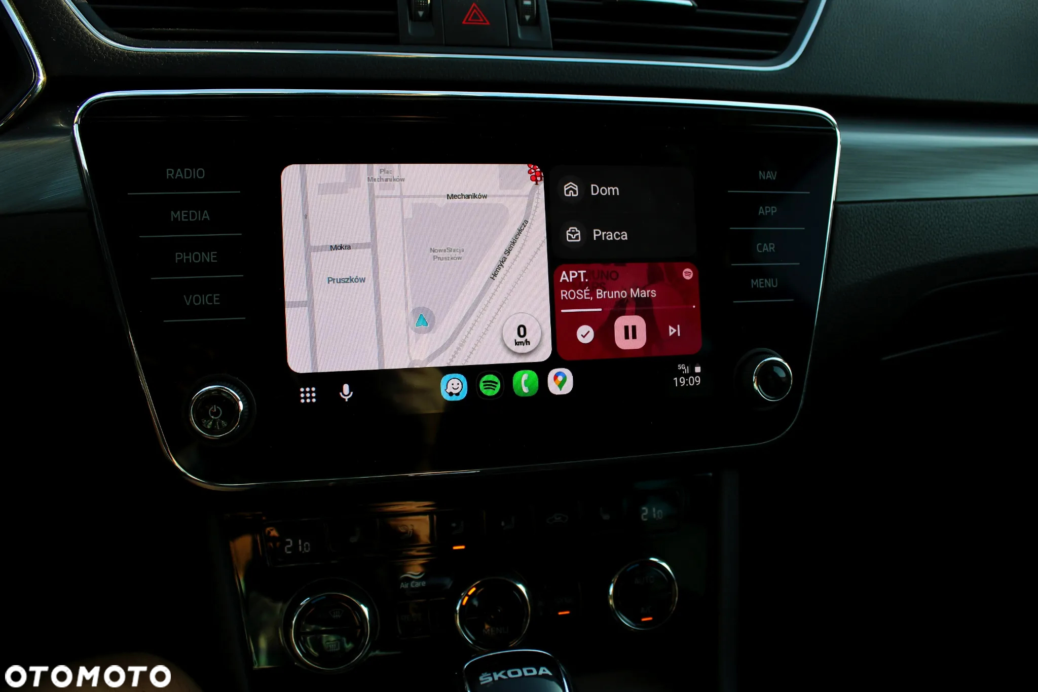 Skoda Superb 2.0 TSI Style DSG - 31