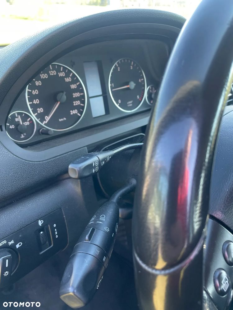 Mercedes-Benz Klasa A 160 CDI Classic Edition 10 - 12