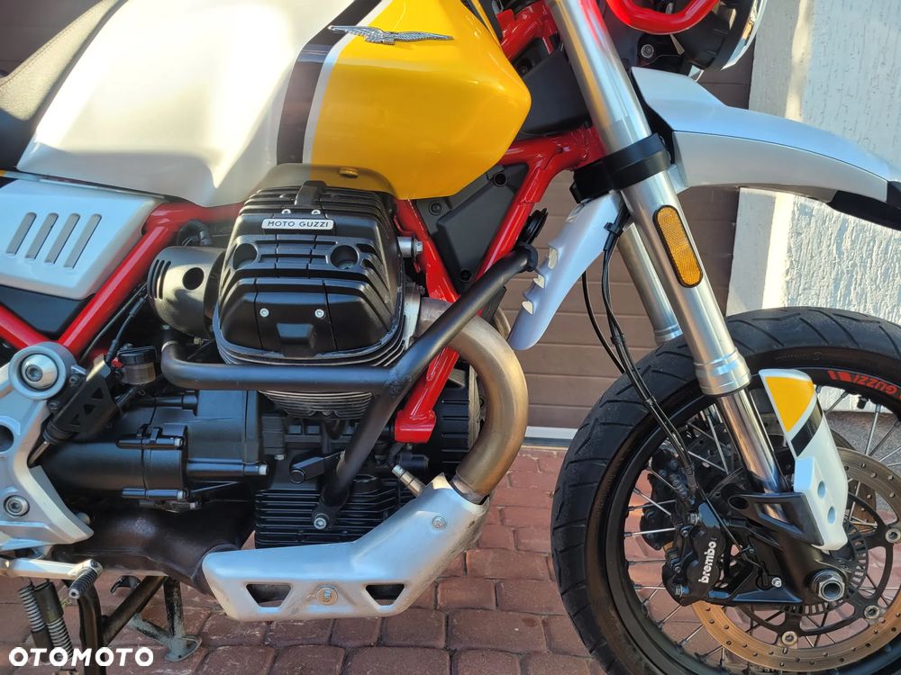 Moto Guzzi V85 - 15