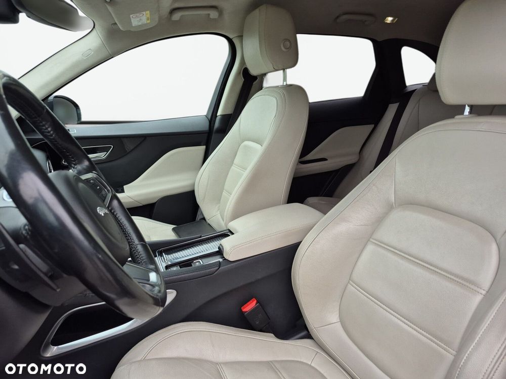 Jaguar F-Pace 2.0 i4D AWD Prestige - 12