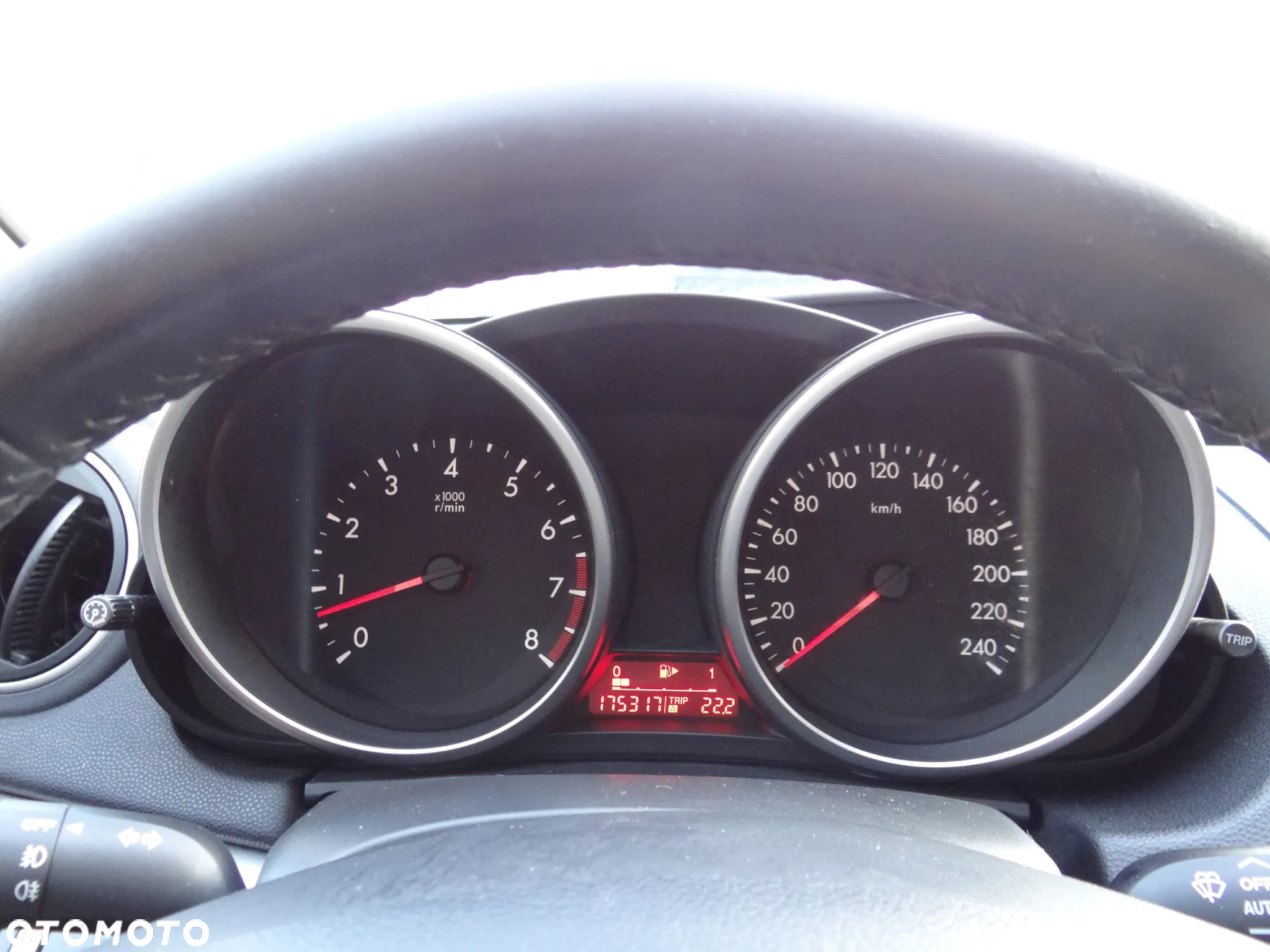 Mazda 3 1.6 Exclusive - 28