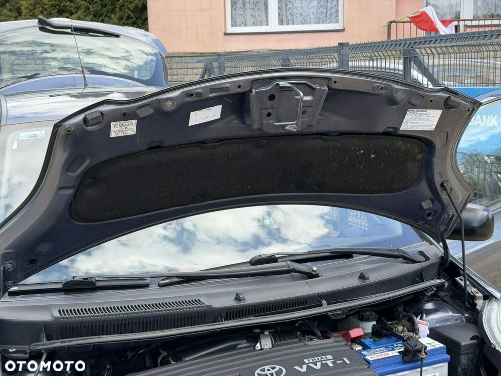 Toyota Yaris - 23