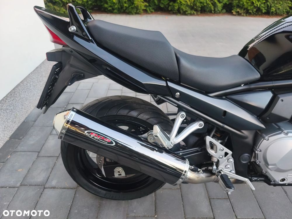 Suzuki Bandit - 14