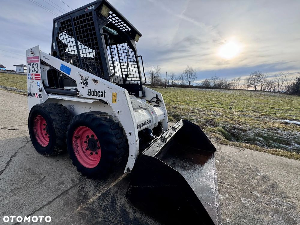 Bobcat 753* MINIŁADOWARKA BOBCAT 753** ŁADOWARKA BOBCAT 753** - 6