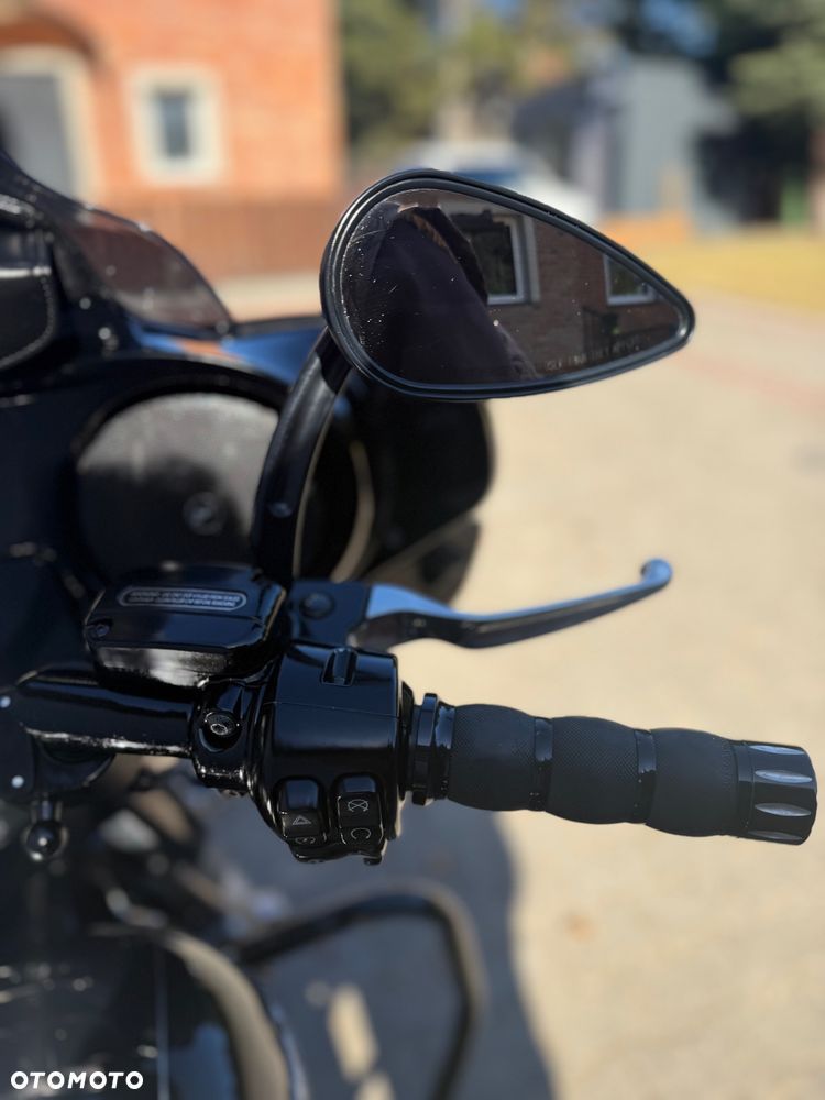 Harley-Davidson Touring Street Glide - 6