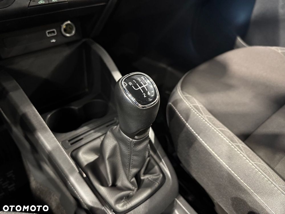 Skoda Fabia - 24