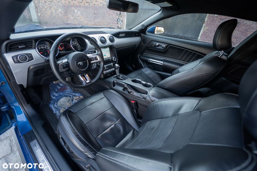 Ford Mustang 5.0 V8 GT - 37