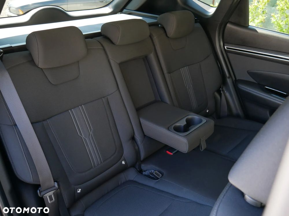 Hyundai Tucson 1.6 T-GDi 48V-Hybrid 2WD Select - 28