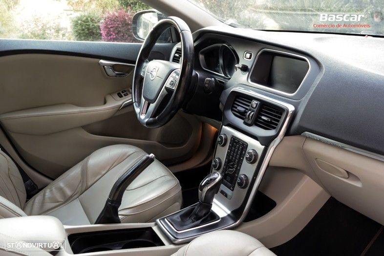 Volvo V40 Cross Country 1.6 D2 VOR Powershift - 13