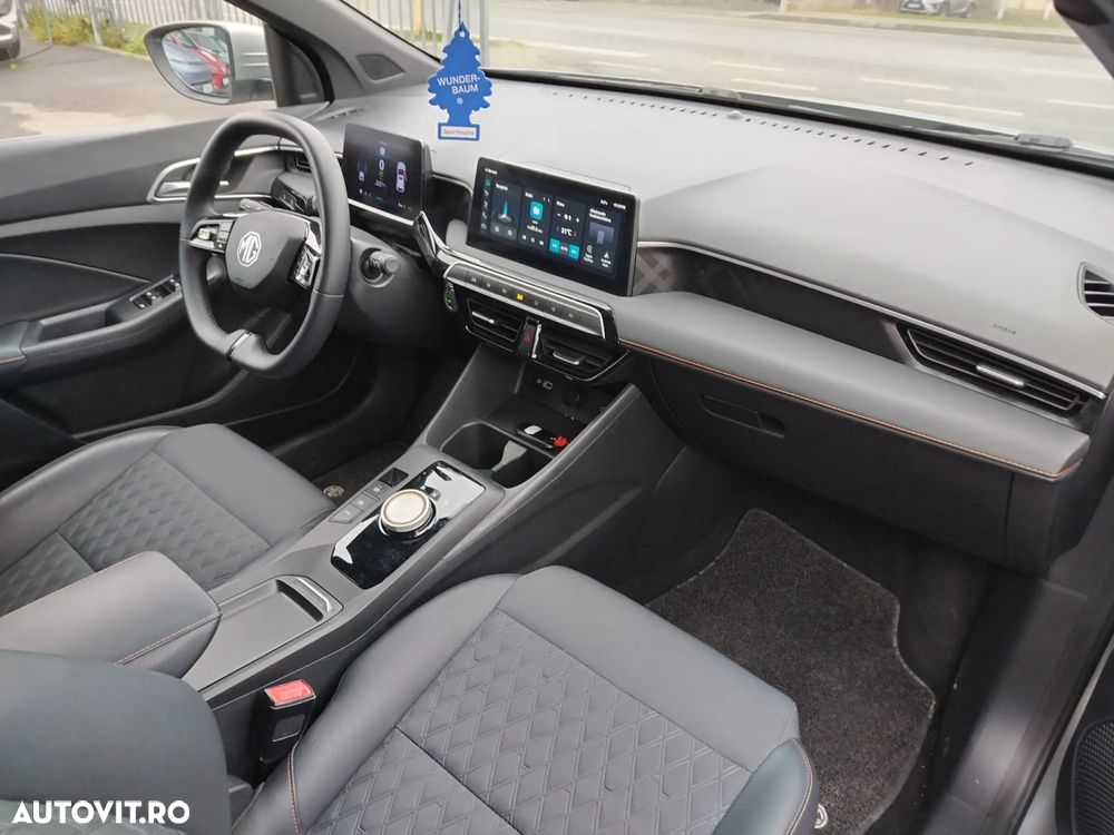 MG MG3 1.5 T GDI HEV Exclusive - 17