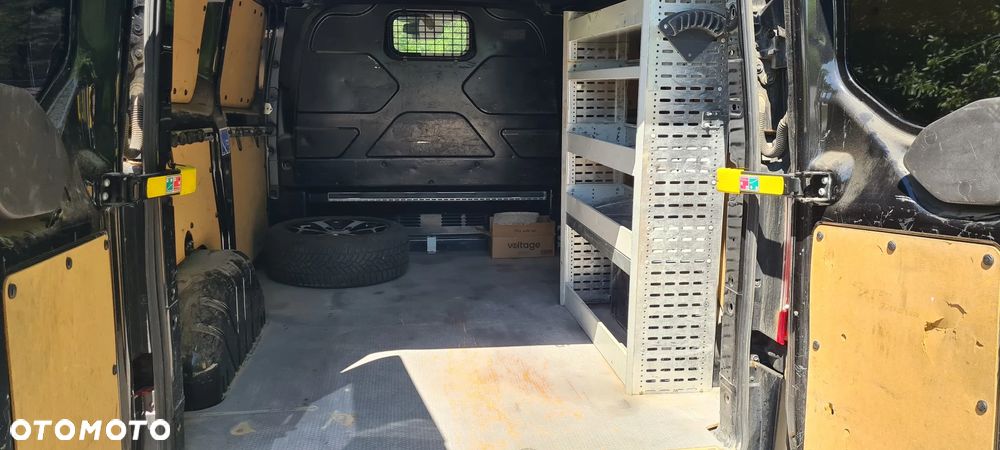 Ford Transit - 12