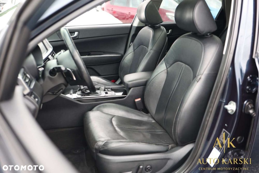 Kia Optima - 34