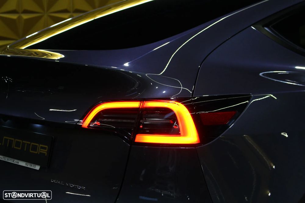 Tesla Model Y Long Range Tração Integral - 13