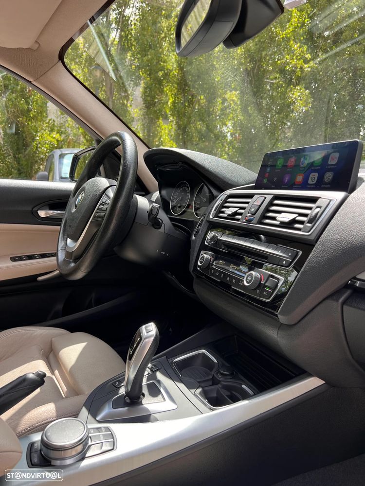 BMW 116 d Line Urban Auto - 28