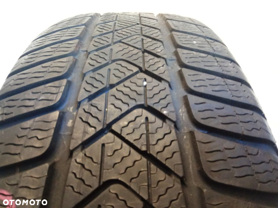R17 225/55 97H Pirelli Sottozero 3 RSC - 2
