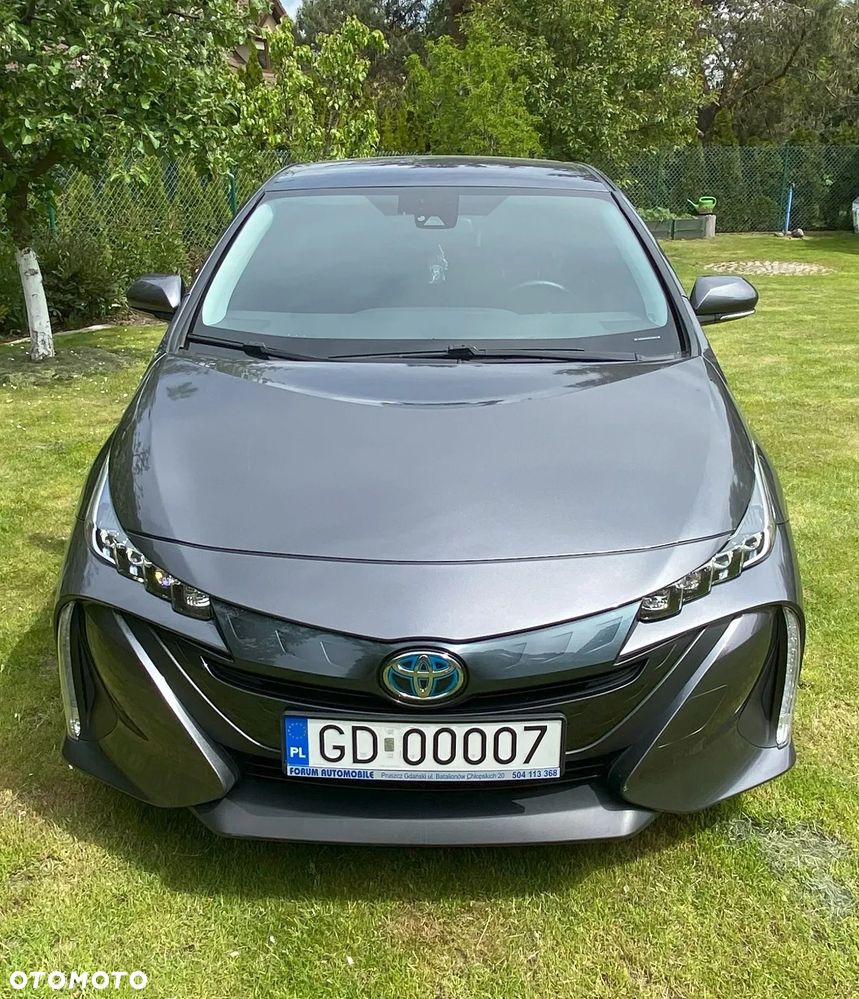 Toyota Prius Plug-in 1.8 Hybrid Executive - 3