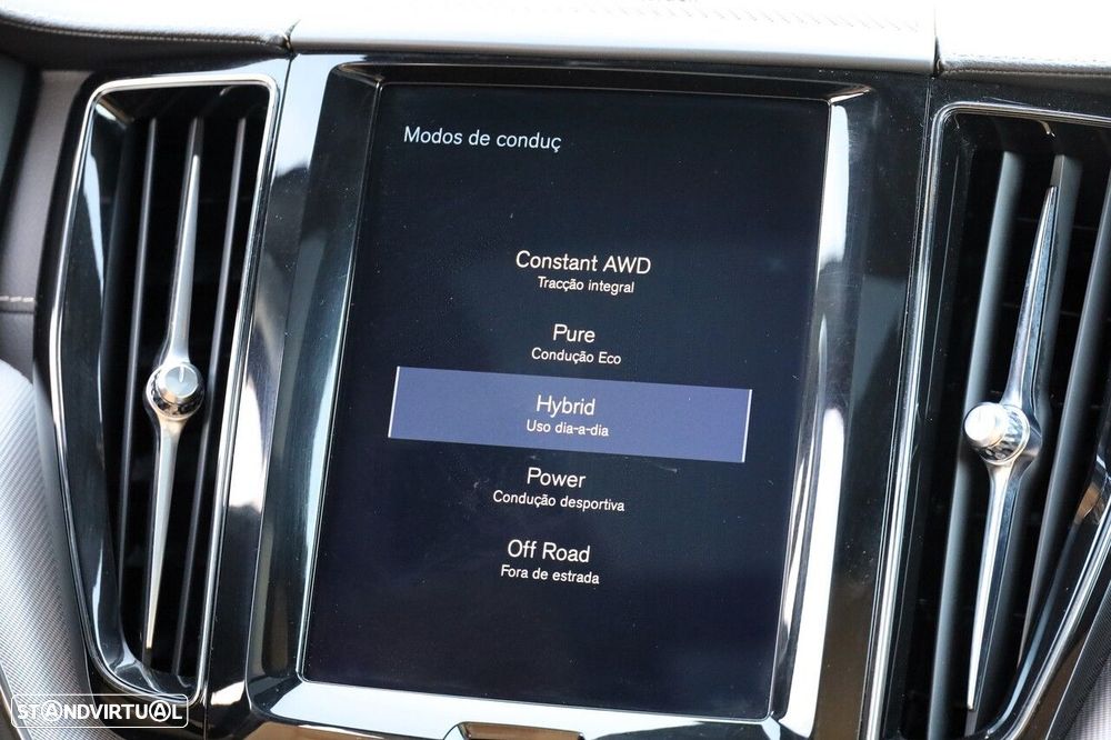 Volvo XC 60 2.0 T8 PHEV Inscription AWD - 30