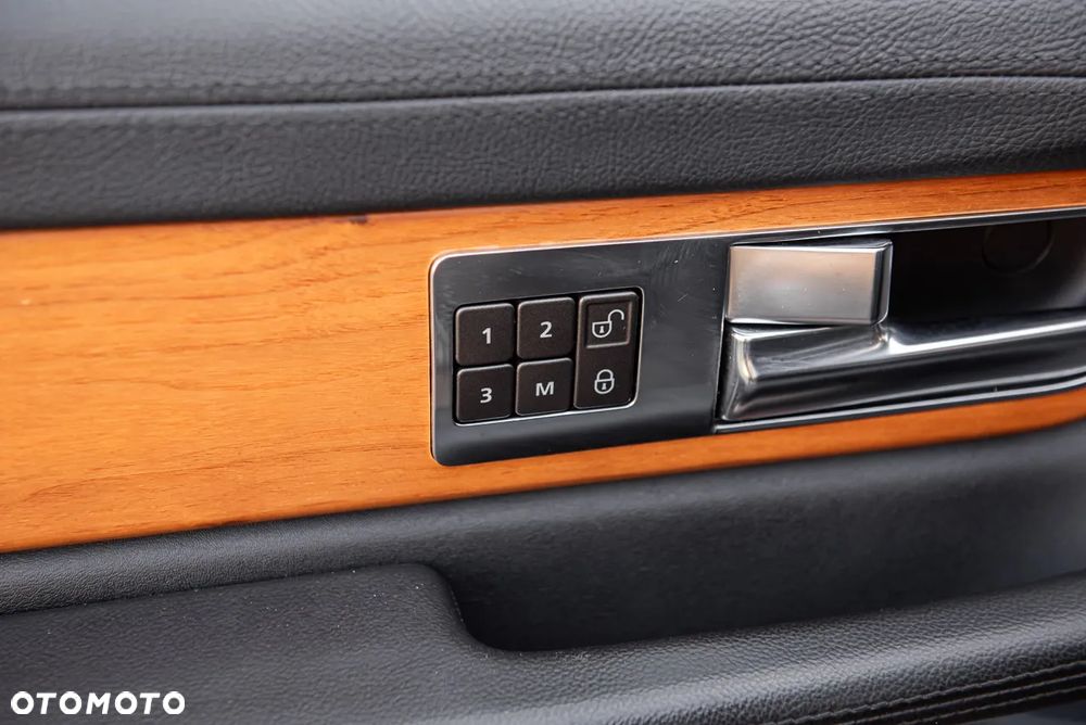Land Rover Range Rover Sport SDV6 Autobiography - 18
