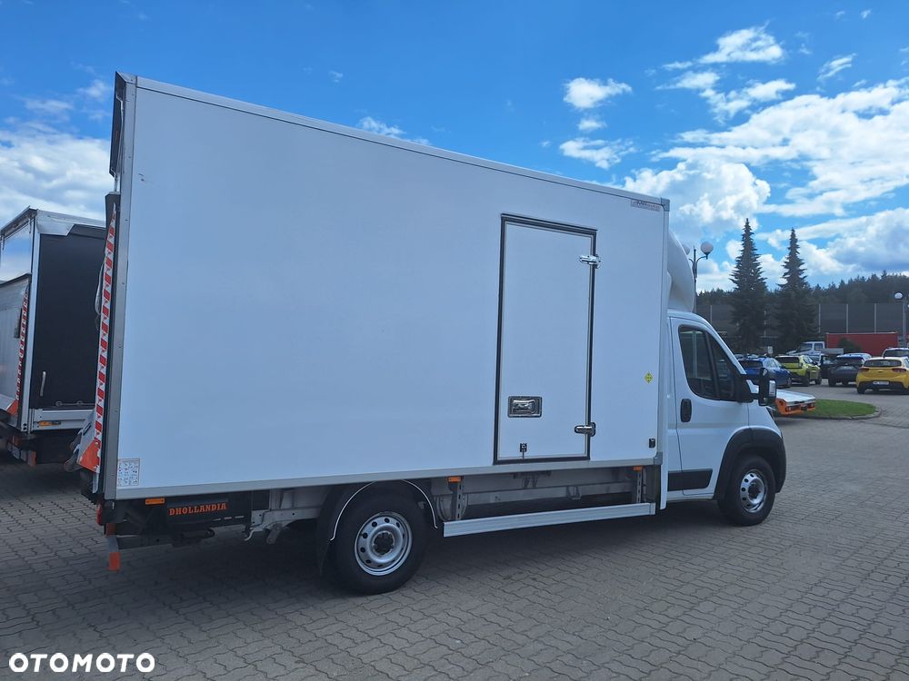 Fiat Ducato kontener z windą 750kg 8EP fv23% leasing krajowy niski przebieg - 7