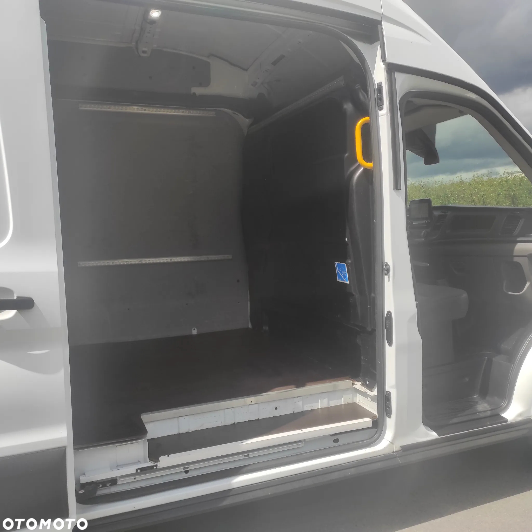 Ford Transit - 15